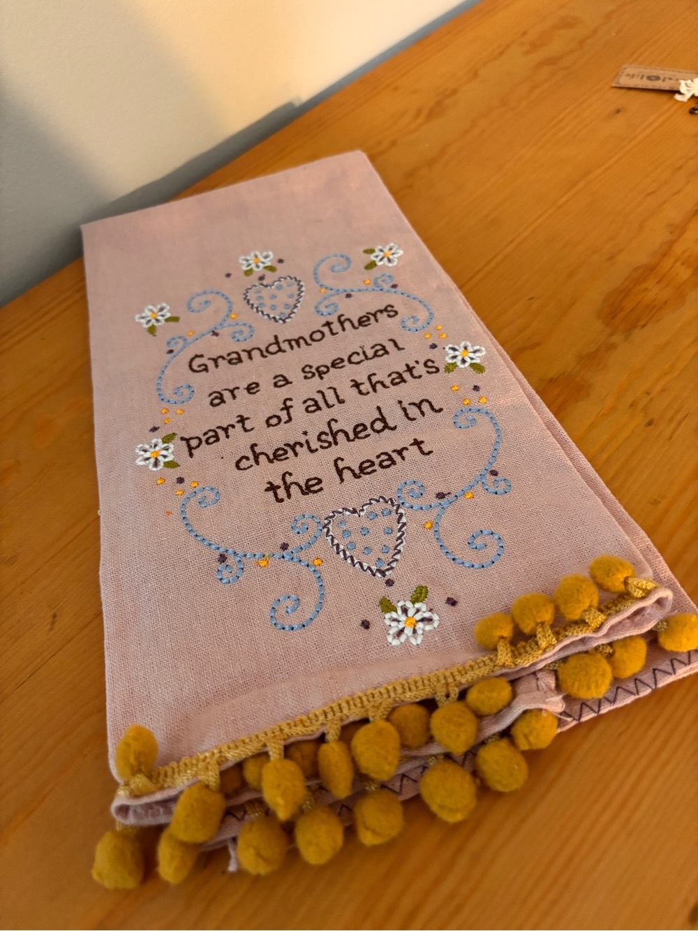 Vintage Enbroidered Handtowel Celebrating Grandmothers